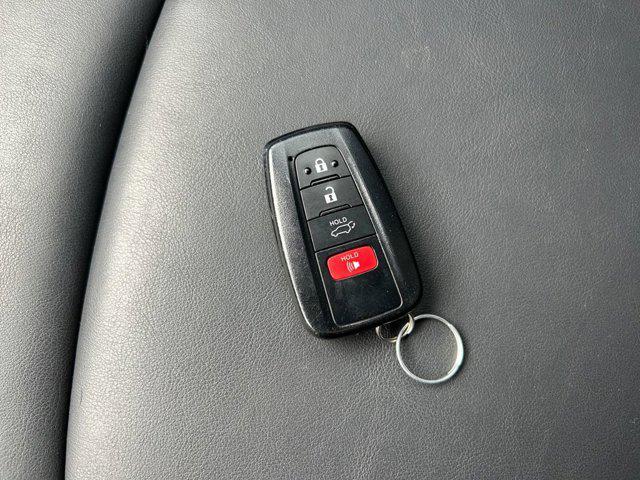 Photo of 2022 Midnight Black Metallic Toyota RAV4 Hybrid