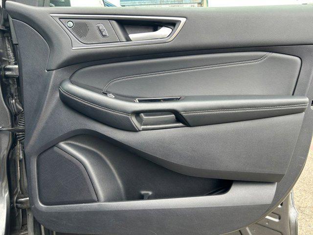 Photo of 2020 Magnetic Ford Edge