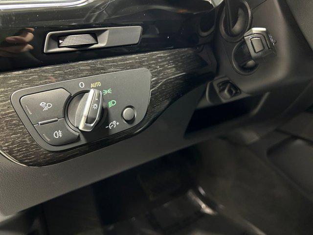 Photo of 2019 Samurai Gray Metallic Audi Q7
