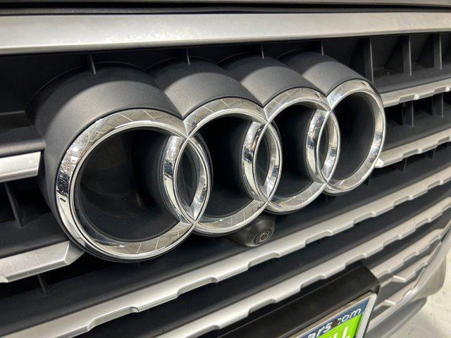 Photo of 2019 Samurai Gray Metallic Audi Q7