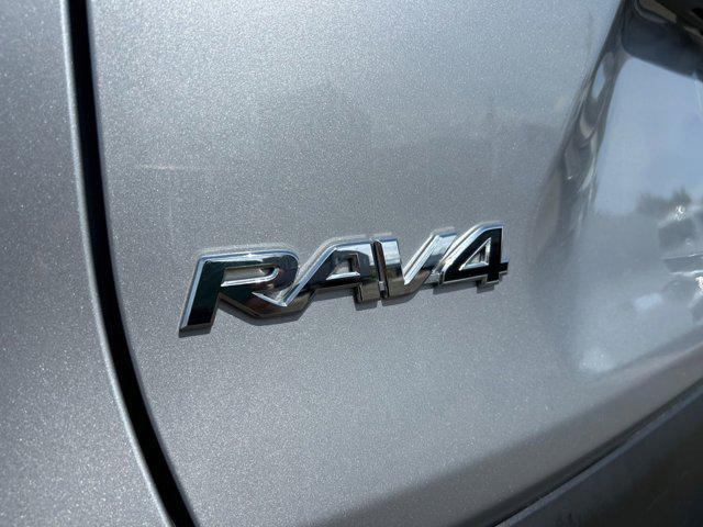 Photo of 2020 Silver Sky Toyota RAV4 Hybrid