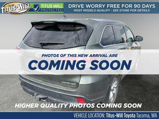 Photo of 2015 Predawn Gray Mica Toyota Highlander