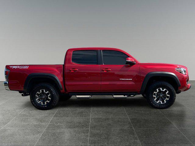 Photo of 2022 Barcelona Red Metallic Toyota Tacoma