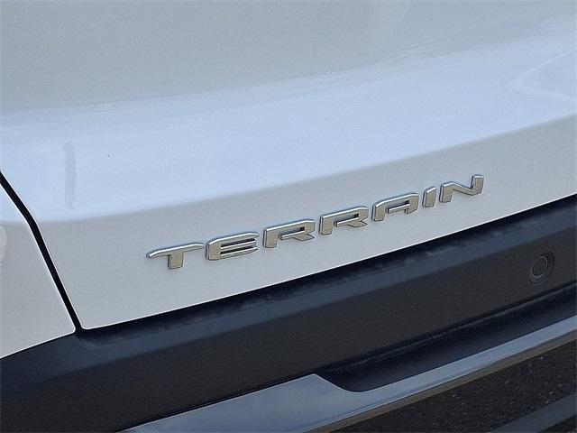 Photo of 2026 Summit White GMC Terrain