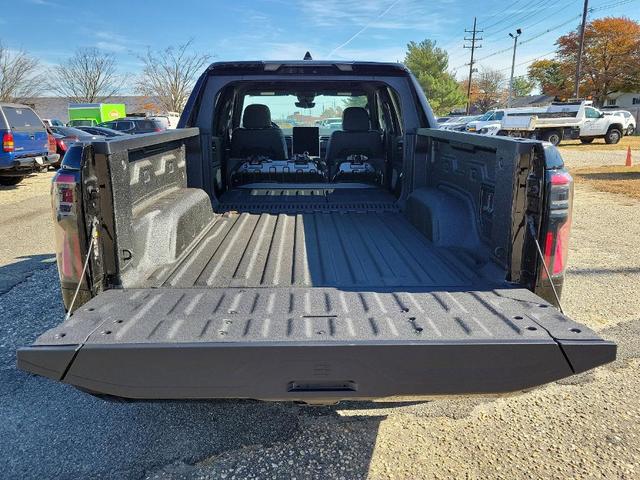 Photo of 2025 Onyx Black GMC Sierra EV