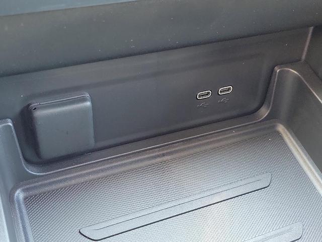 Photo of 2025 Onyx Black GMC Sierra EV