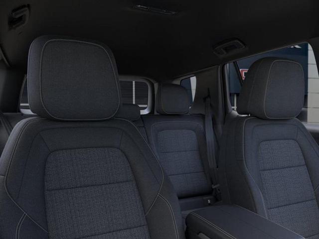 Photo of 2025 Summit White GMC Terrain