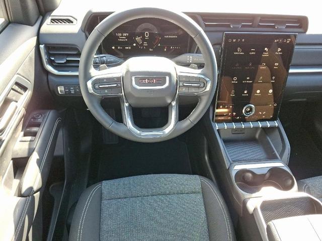Photo of 2025 Summit White GMC Terrain