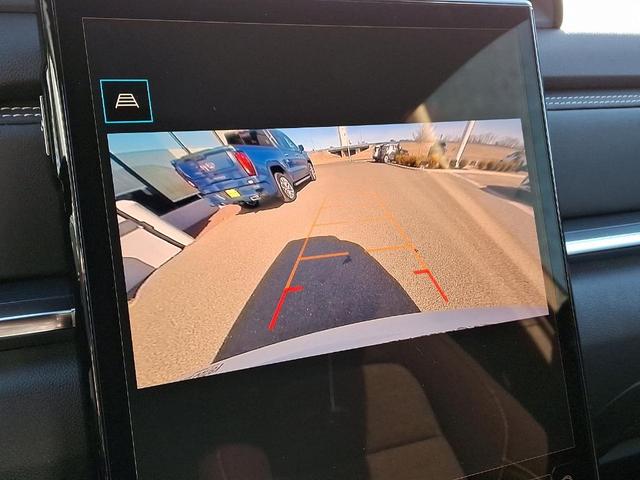 Photo of 2025 Summit White GMC Terrain