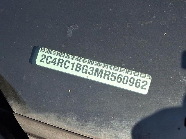Photo of 2021 Brilliant Black Crystal Pearlcoat Chrysler Pacifica