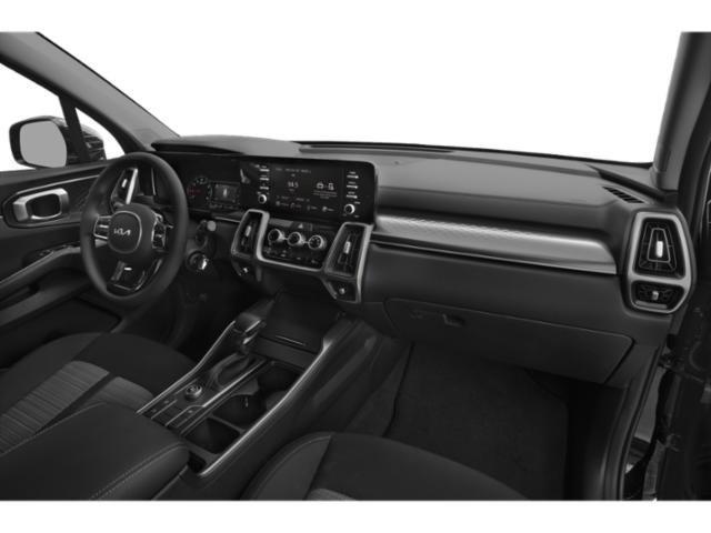 Photo of 2022 Everlasting Silver Kia Sorento