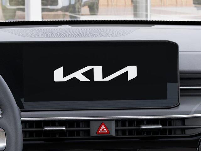 Photo of 2026 Yacht Blue Kia K5