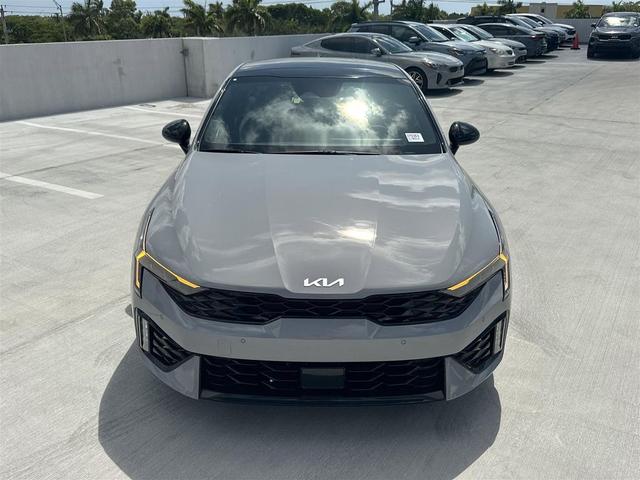 Photo of 2025 Wolf Gray Kia K5