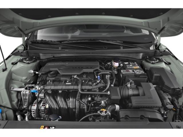 Photo of 2025 Currant Red Kia K4