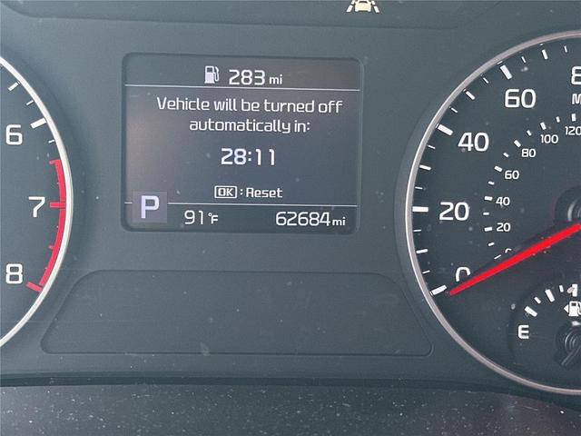 Photo of 2023 Gravity Gray Kia Seltos