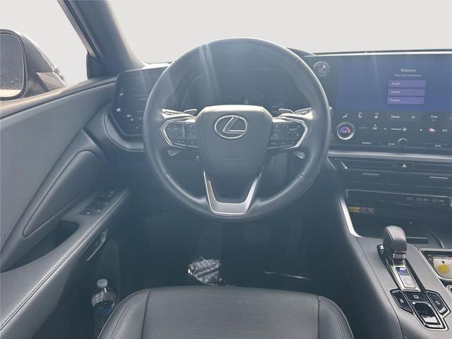 Photo of 2025 Wind Chill Pearl Lexus TX 350