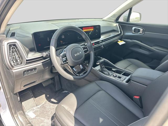 Photo of 2025 Everlasting Silver Kia Sorento