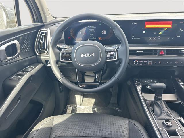 Photo of 2025 Everlasting Silver Kia Sorento