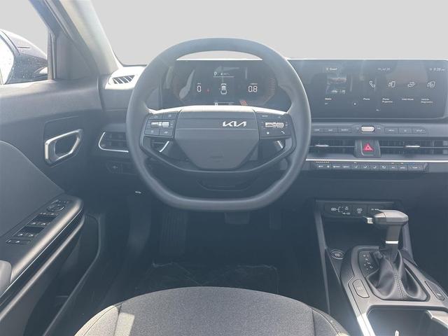 Photo of 2025 Aurora Black Pearl Kia K4