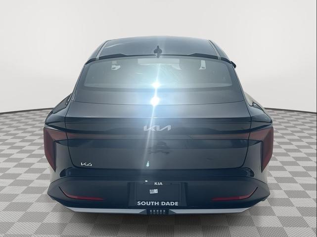 Photo of 2025 Aurora Black Pearl Kia K4