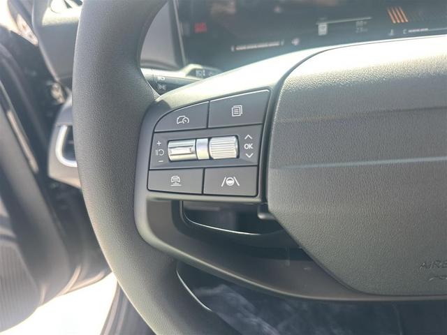 Photo of 2025 Aurora Black Pearl Kia K4