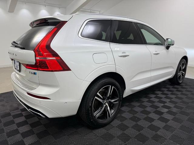 Photo of 2018 Crystal White Volvo XC60