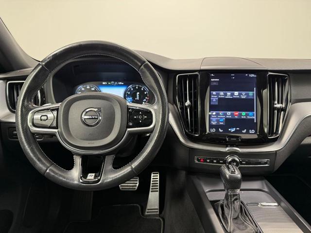 Photo of 2018 Crystal White Volvo XC60