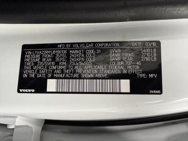 Photo of 2018 Crystal White Volvo XC60