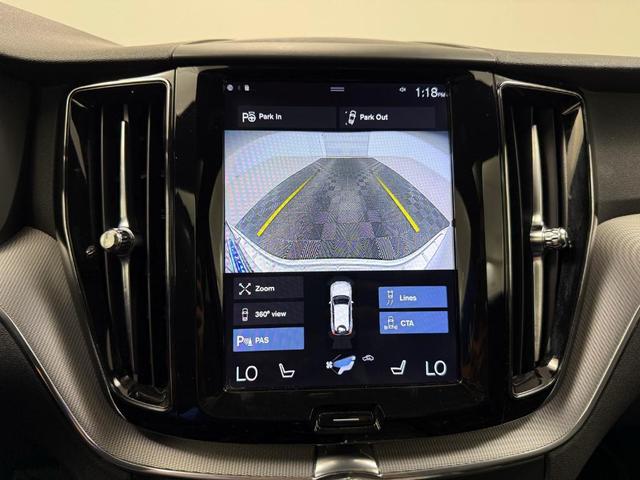 Photo of 2018 Crystal White Volvo XC60