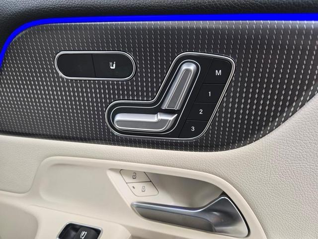 Photo of 2022 Denim Blue Metallic Mercedes-Benz GLA 250