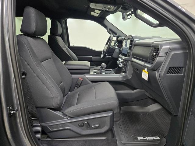 Photo of 2025 Carbonized Gray Metallic Ford F-150