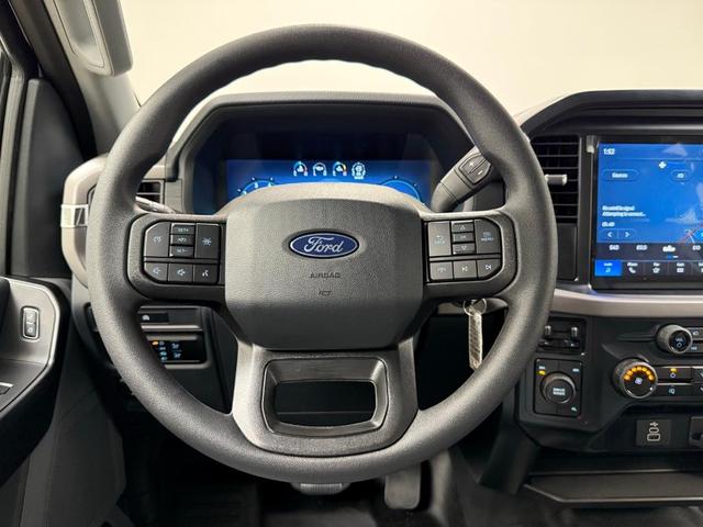 Photo of 2025 Oxford White Ford F-150