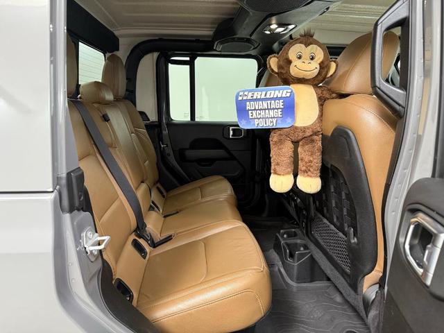 Photo of 2023 Sting Gray Clearcoat Jeep Gladiator
