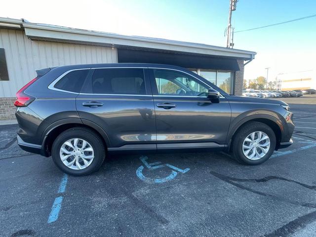 Photo of 2025 Gray Honda CR-V