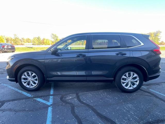 Photo of 2025 Gray Honda CR-V
