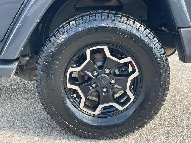 Photo of 2016 Rhino Clearcoat Jeep Wrangler Unlimited