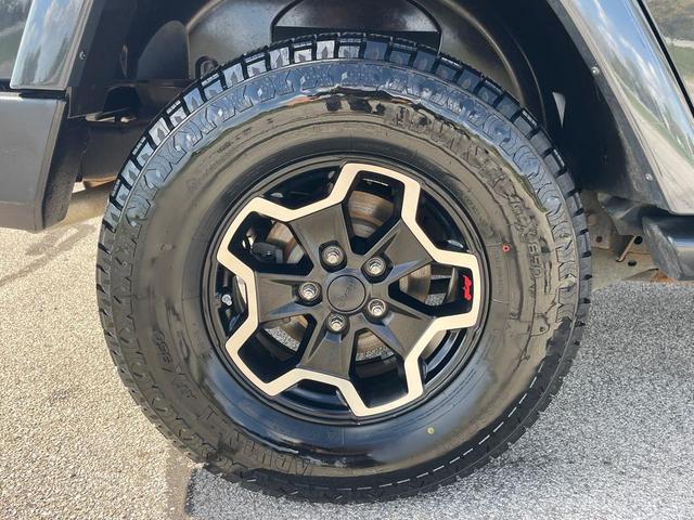 Photo of 2016 Rhino Clearcoat Jeep Wrangler Unlimited