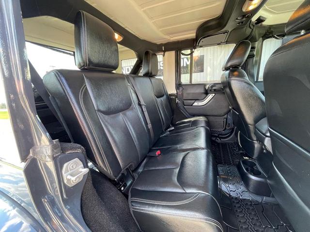 Photo of 2016 Rhino Clearcoat Jeep Wrangler Unlimited