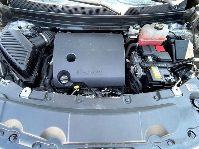 Photo of 2021 Silver Ice Metallic Chevrolet Traverse