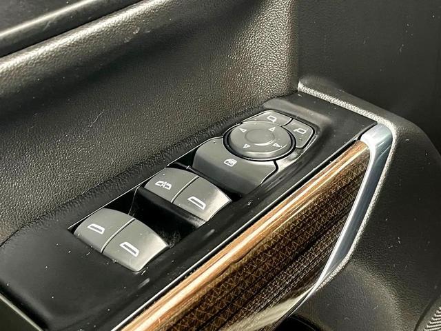 Photo of 2019 Northsky Blue Metallic Chevrolet Silverado 1500