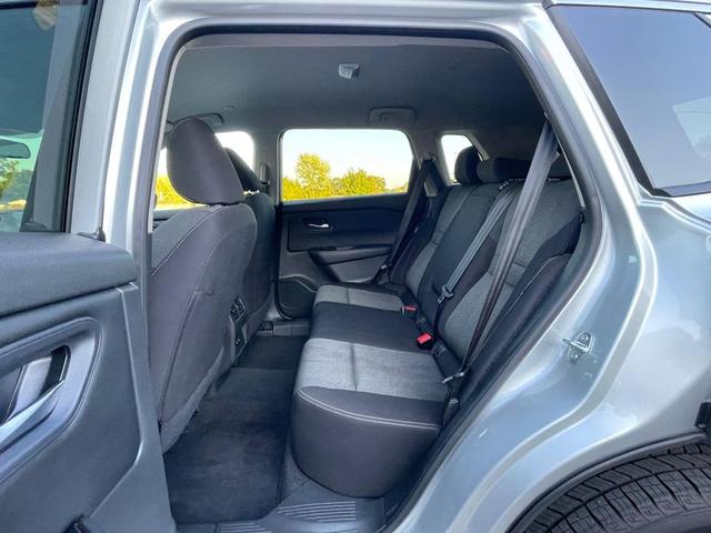 Photo of 2024 Brilliant Silver Metallic Nissan Rogue