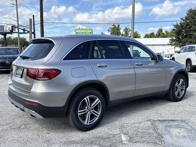 Photo of 2022 Mojave Silver Metallic Mercedes-Benz GLC 300