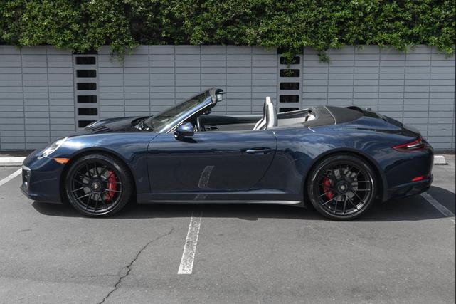 Photo of 2017 Graphite Blue Metallic Porsche 911