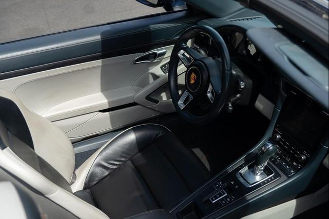 Photo of 2017 Graphite Blue Metallic Porsche 911