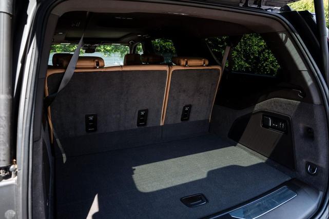 Photo of 2022 Dark Moon Blue Metallic Cadillac Escalade ESV