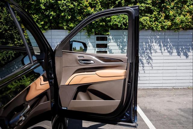 Photo of 2022 Dark Moon Blue Metallic Cadillac Escalade ESV