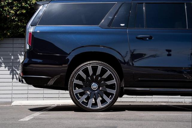Photo of 2022 Dark Moon Blue Metallic Cadillac Escalade ESV