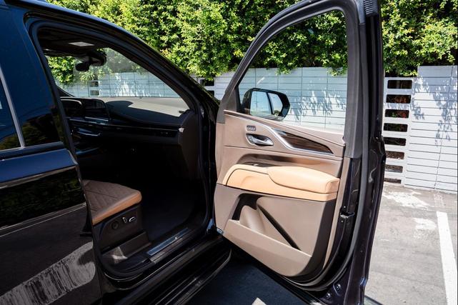 Photo of 2022 Dark Moon Blue Metallic Cadillac Escalade ESV