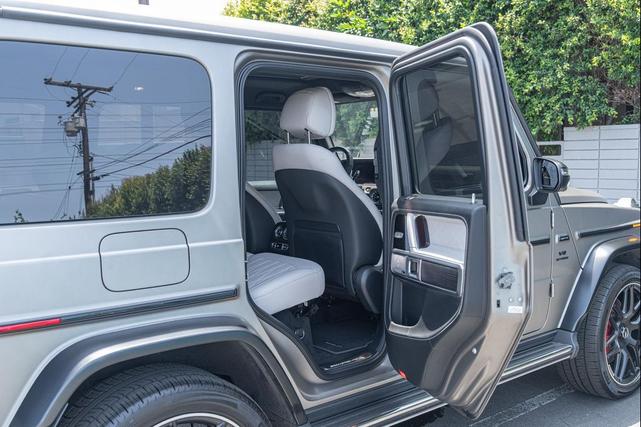 Photo of 2024 MANUFAKTUR Platinum Magno Mercedes-Benz AMG G 63