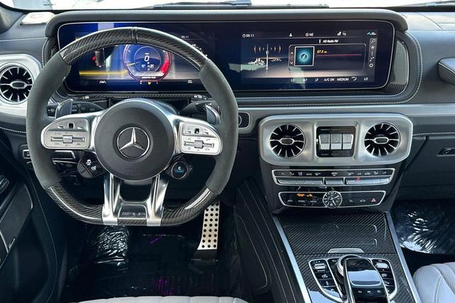 Photo of 2024 MANUFAKTUR Moonlight White Metallic Mercedes-Benz AMG G 63